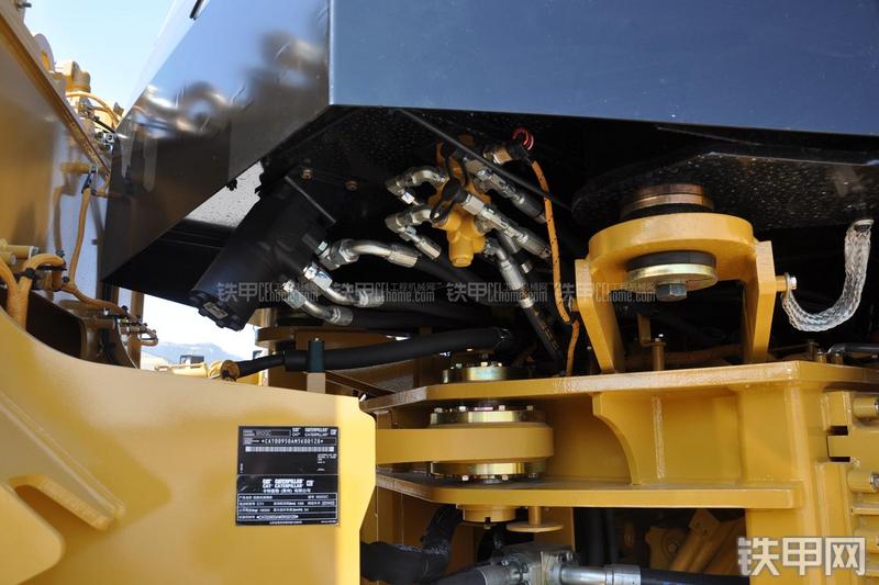 卡特彼勒950GC装载机局部