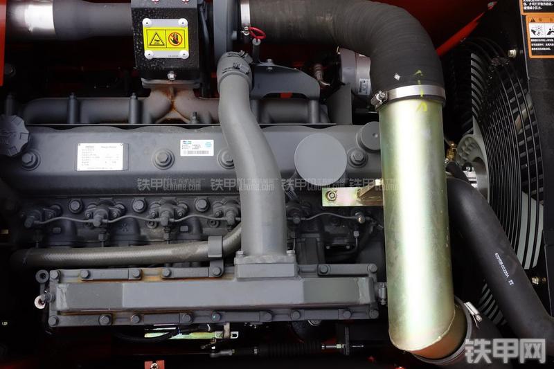 迪万伦DX150LC挖掘机局部