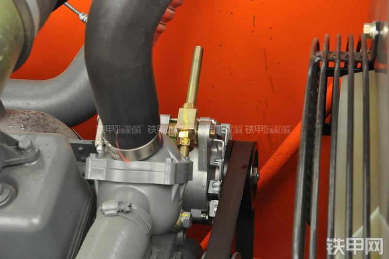 迪万伦DH220LC-9E挖掘机局部