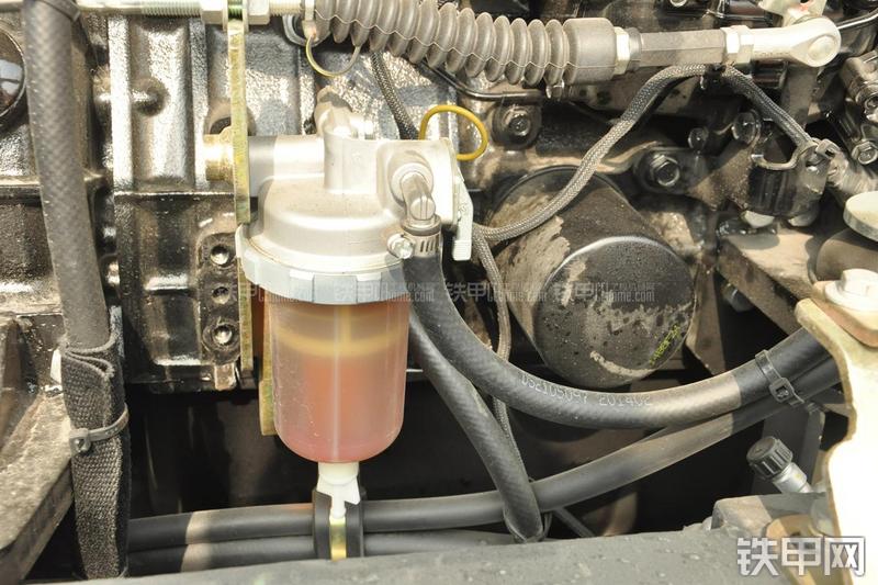 迪万伦DX80挖掘机局部