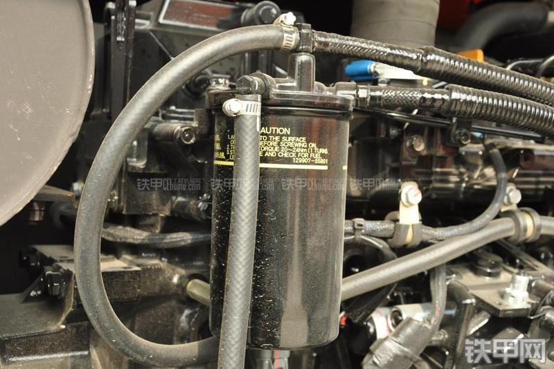 迪万伦DX80挖掘机局部