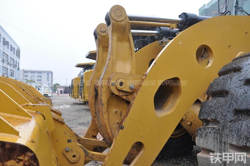 卡特彼勒986H装载机局部