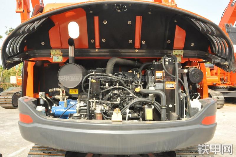 迪万伦DX80挖掘机局部