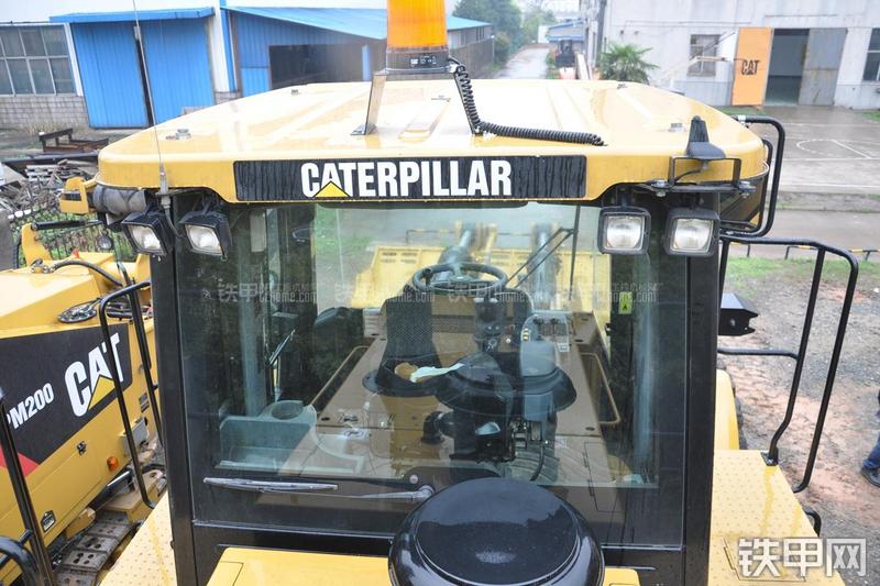 卡特彼勒986H装载机局部