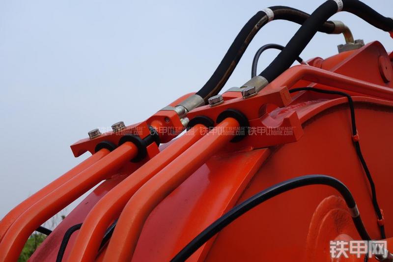 迪万伦DX150LC挖掘机局部