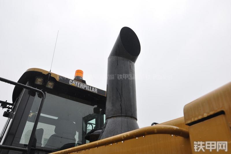 卡特彼勒986H装载机局部