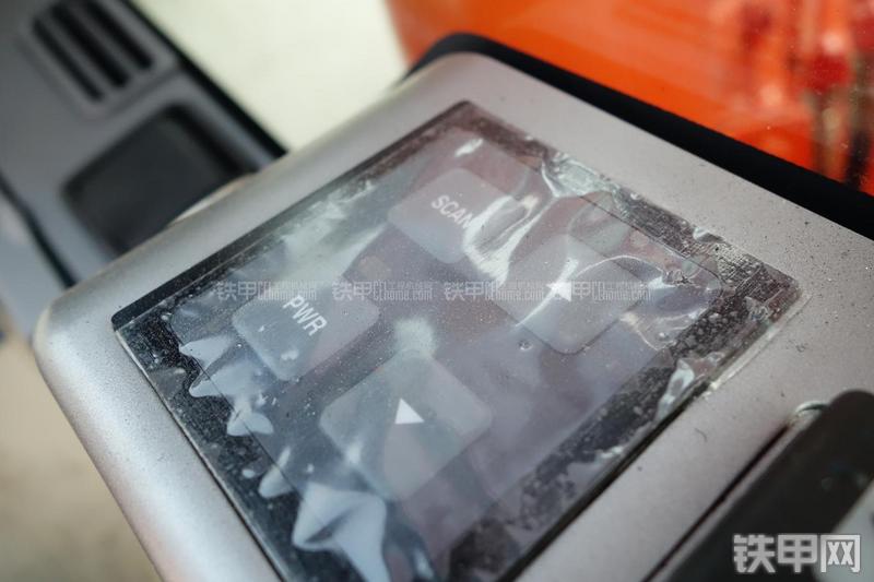 迪万伦DX150LC挖掘机局部