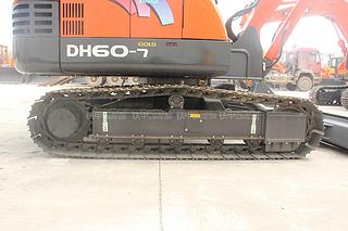 迪万伦DH60-7Gold挖掘机局部