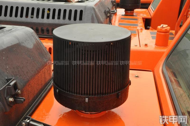 迪万伦DH220LC-9E挖掘机局部