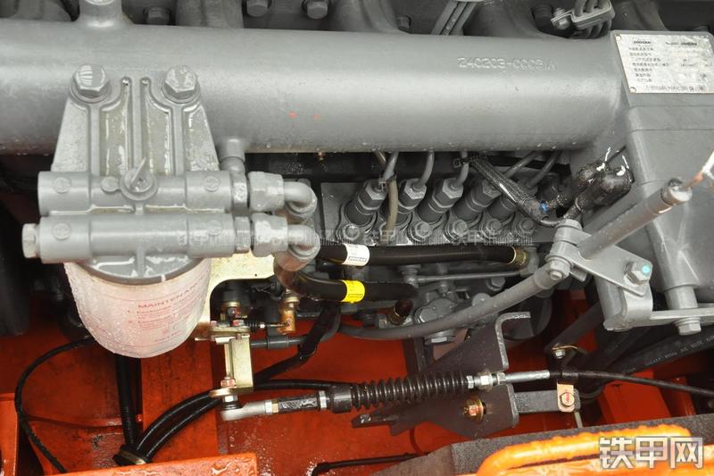 迪万伦DH220LC-9E挖掘机局部