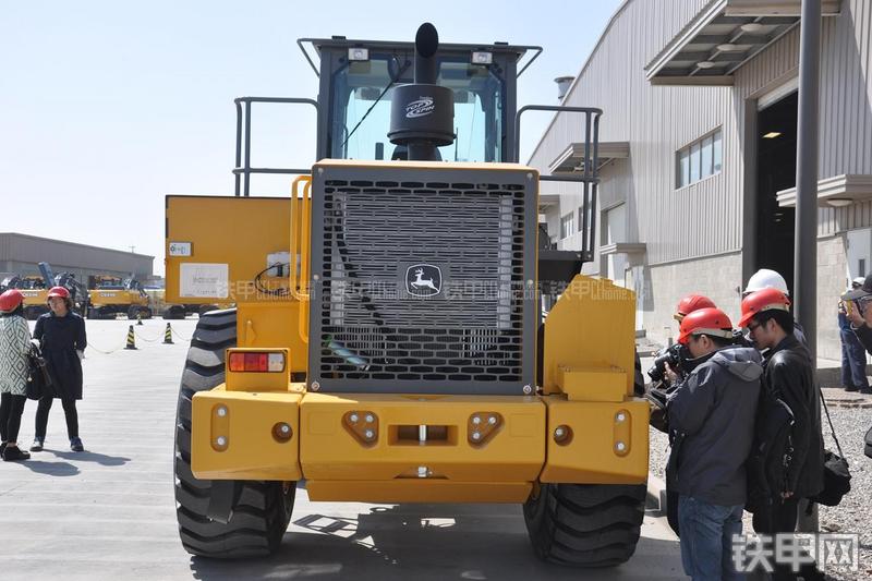 约翰迪尔WL56装载机整机外观