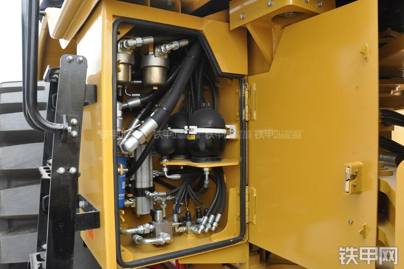 成工CG990H装载机局部