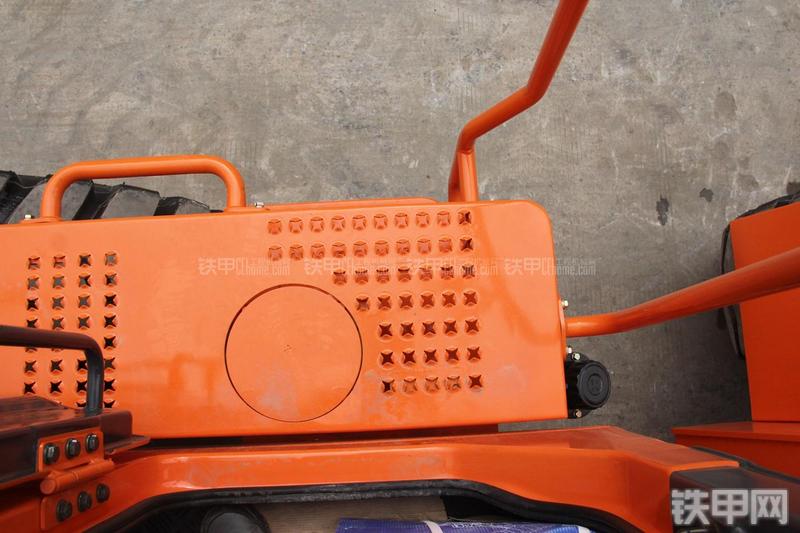 迪万伦DL503GOLD装载机局部