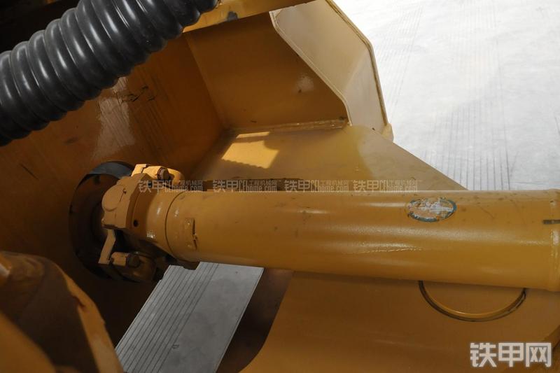 成工CG990H装载机局部