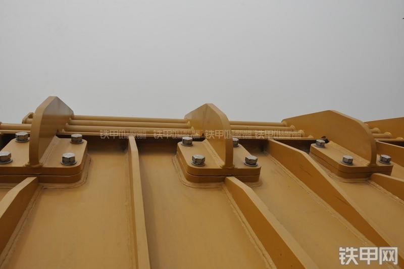 成工CG990H装载机局部