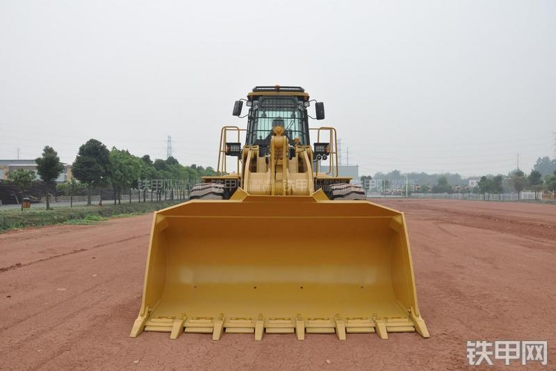 成工ZL50D-3装载机整机外观