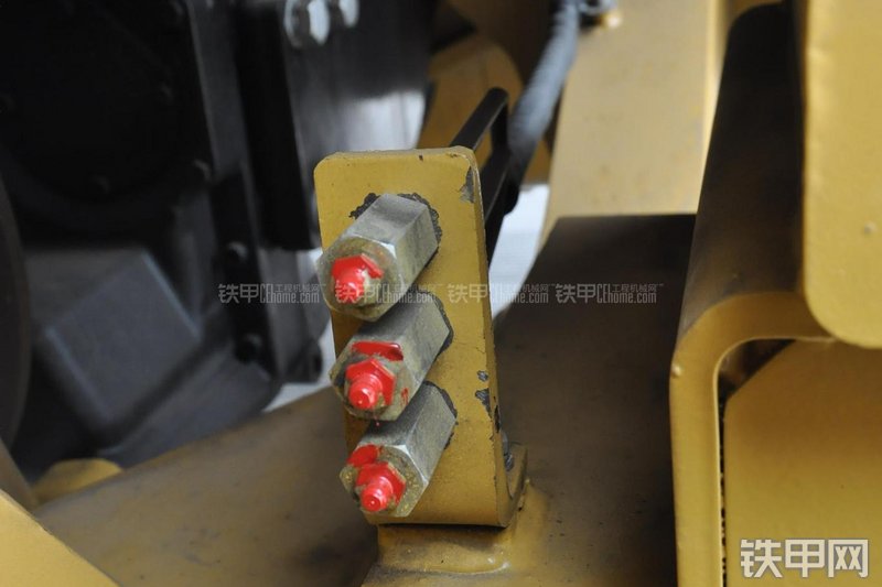 成工CG990H装载机局部