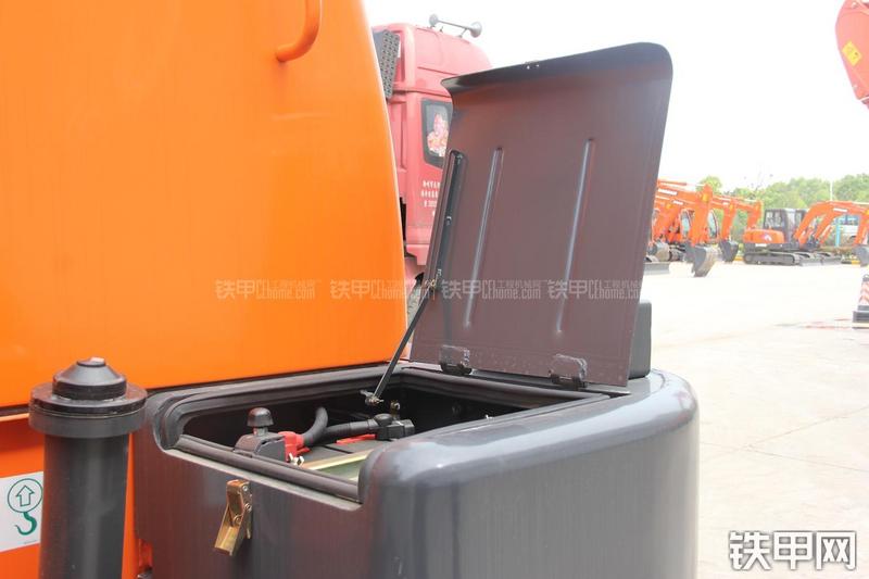 迪万伦DL503GOLD装载机局部