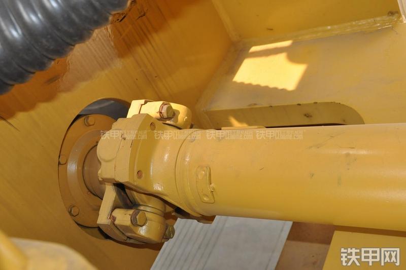 成工CG990H装载机局部