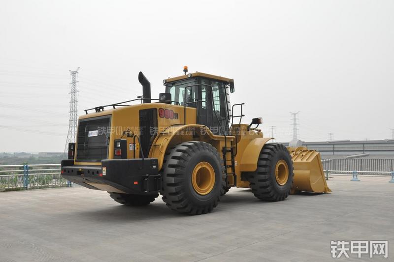 成工CG990H装载机整机外观