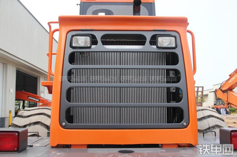 迪万伦DL503GOLD装载机整机外观