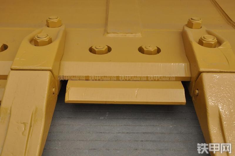 成工CG990H装载机局部