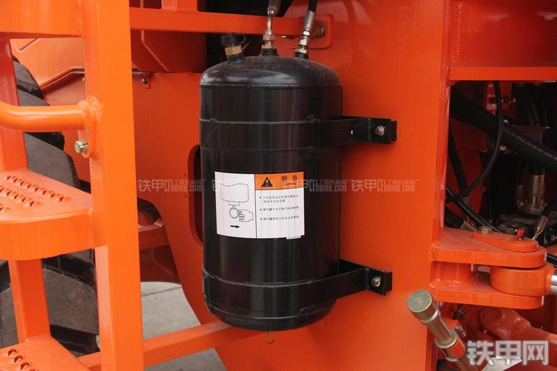 迪万伦DL503GOLD装载机局部