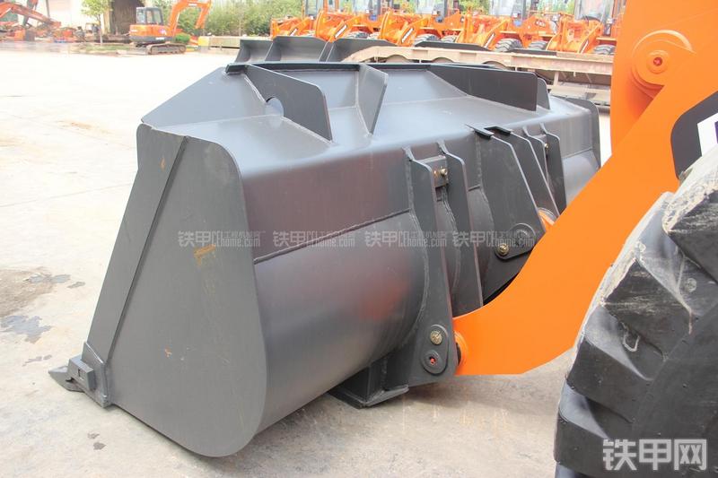 迪万伦DL503GOLD装载机局部