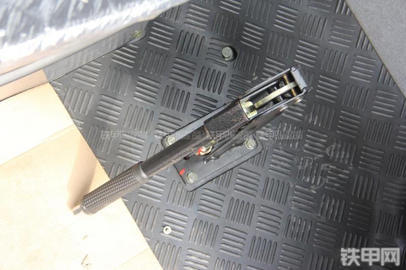 迪万伦DL503GOLD装载机局部