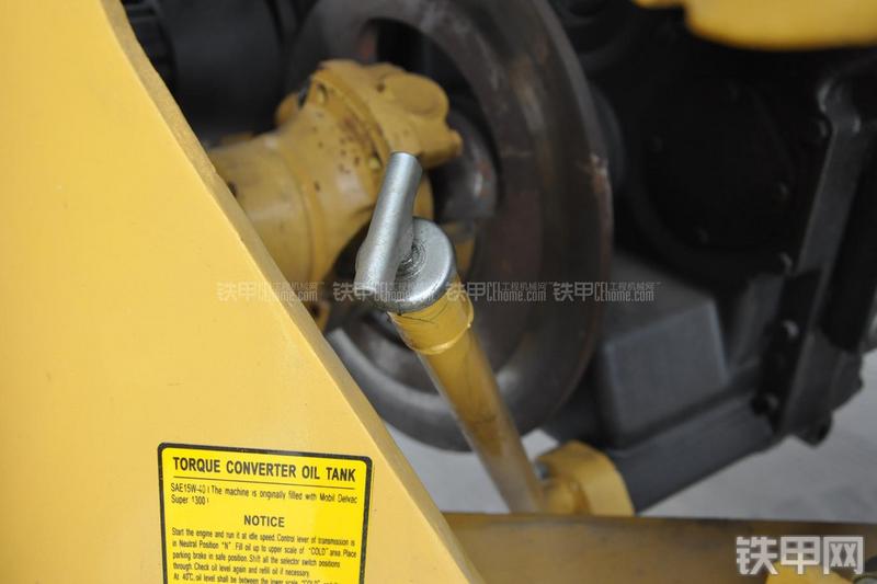 成工CG990H装载机局部