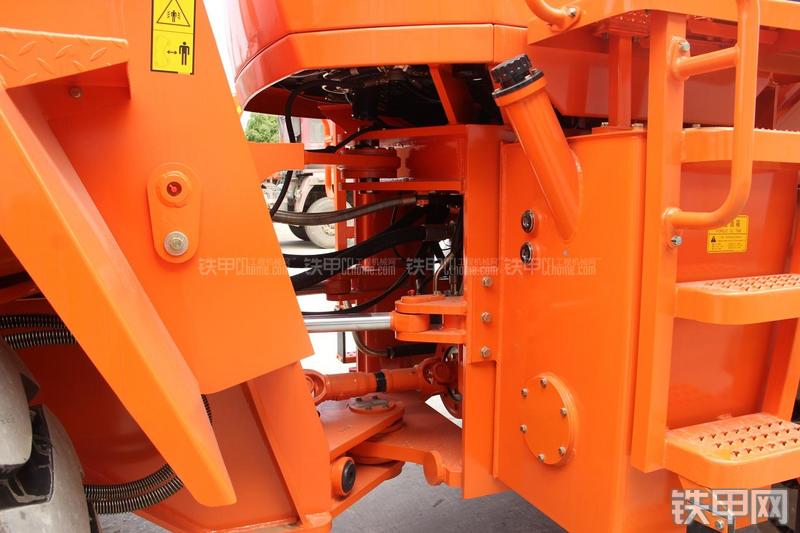 迪万伦DL503GOLD装载机局部