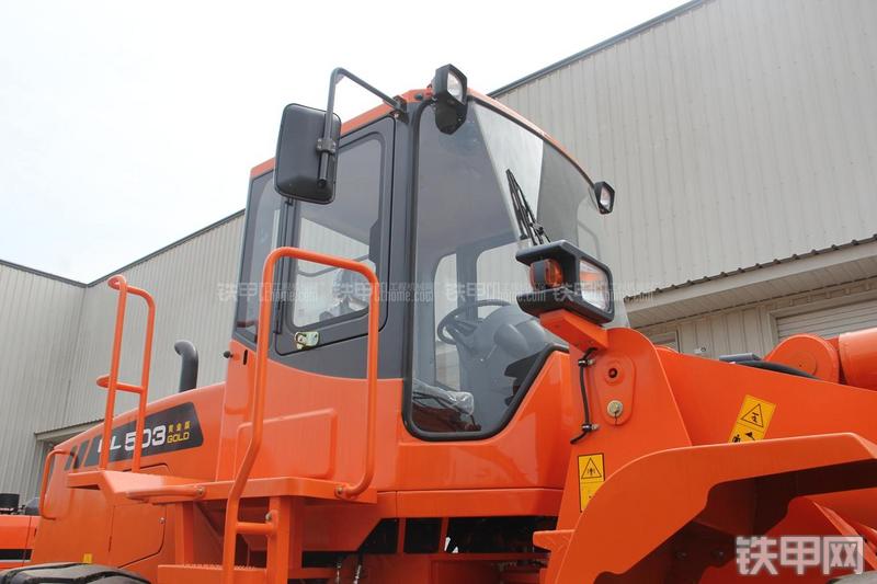 迪万伦DL503GOLD装载机局部