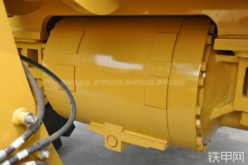 成工CG990H装载机局部