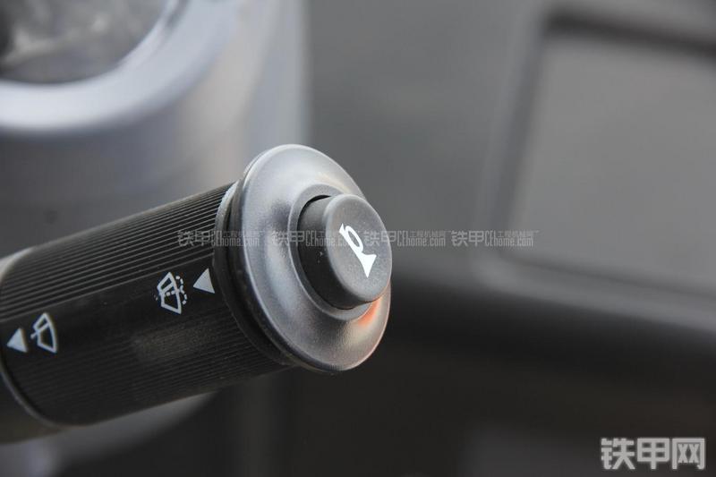 迪万伦DL503GOLD装载机局部