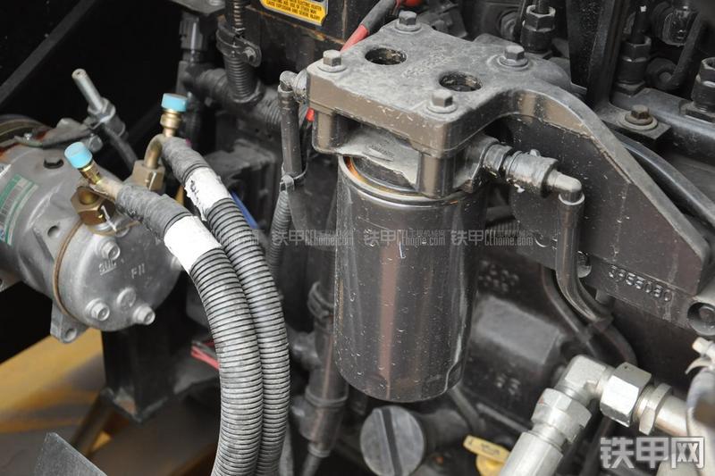 成工MG1320H平地机局部