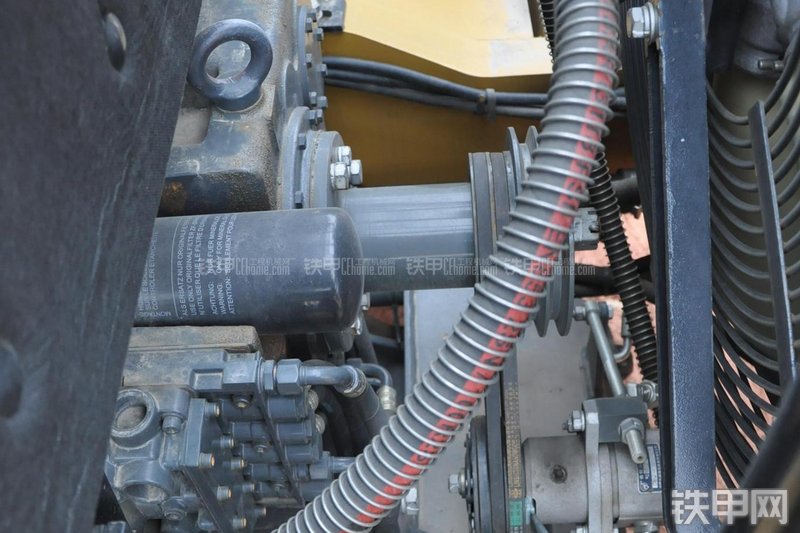 成工MG1320H平地机局部