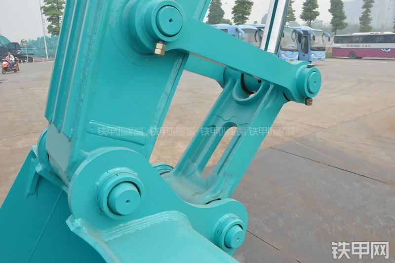 神钢SK210LC-8-domestic挖掘机局部