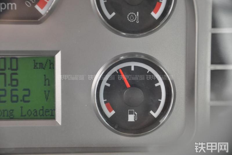 成工CG990H装载机局部