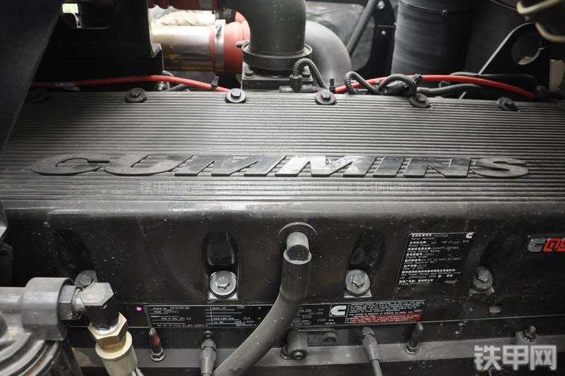 成工CG990H装载机局部