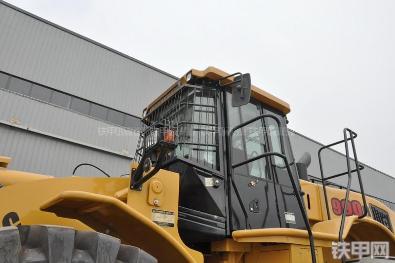 成工CG990H装载机局部