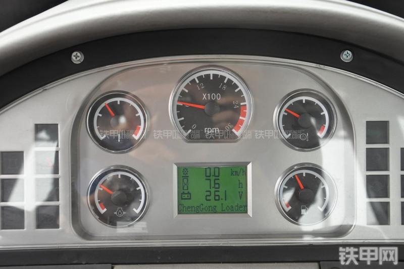 成工CG990H装载机局部