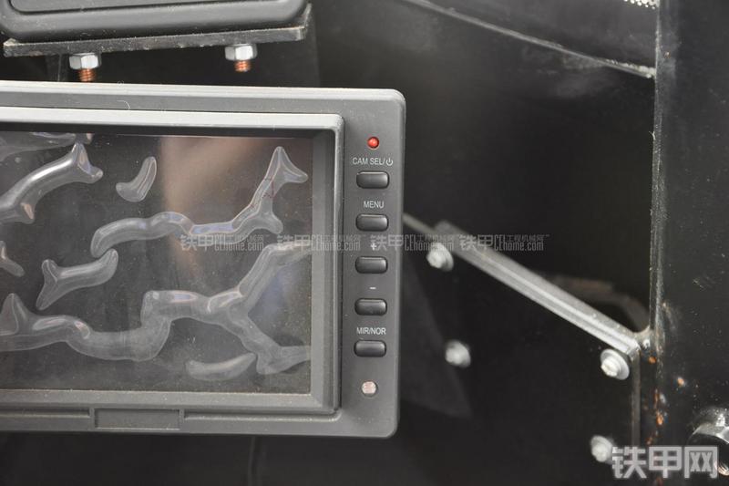 成工CG990H装载机局部