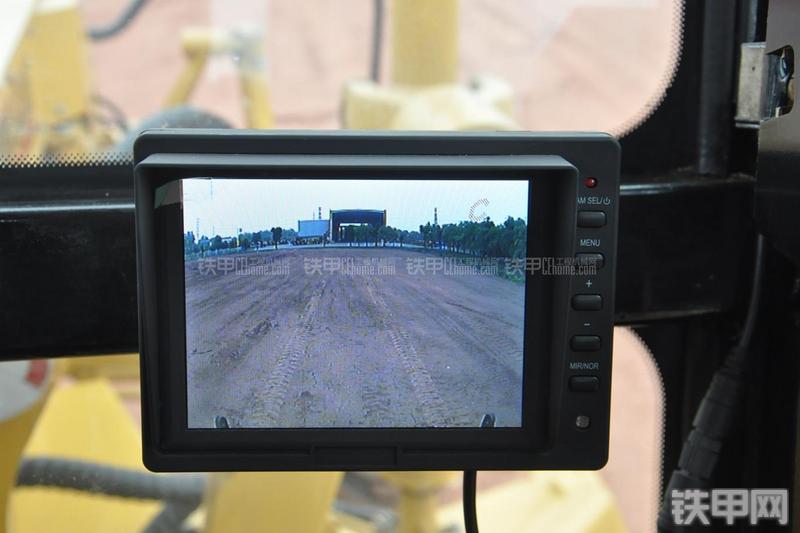 成工MG1320H平地机局部