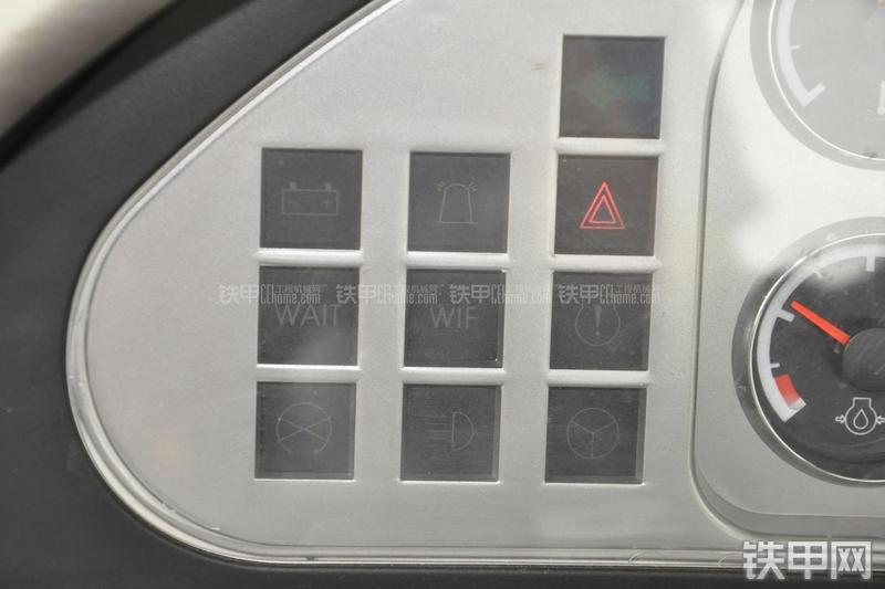 成工CG990H装载机局部