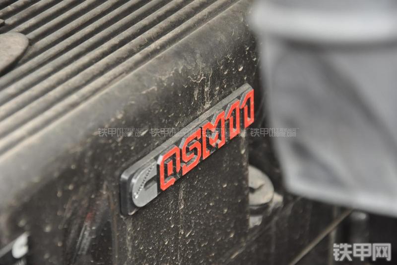 成工CG990H装载机局部