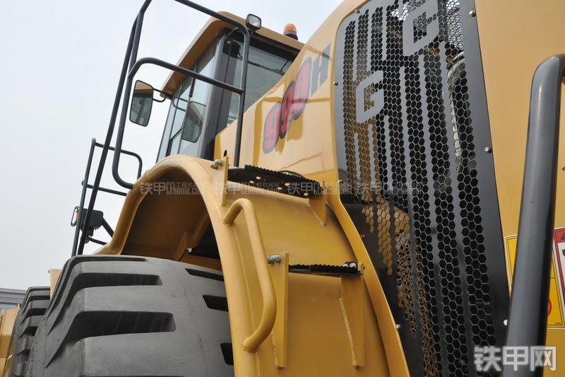 成工CG990H装载机局部