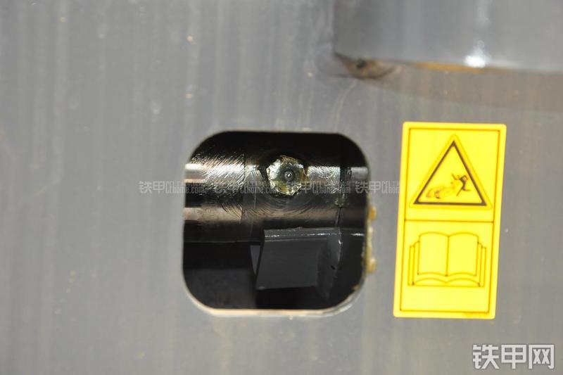 神钢SK210LC-8-domestic挖掘机局部