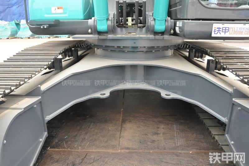 神钢SK350LC-8挖掘机局部