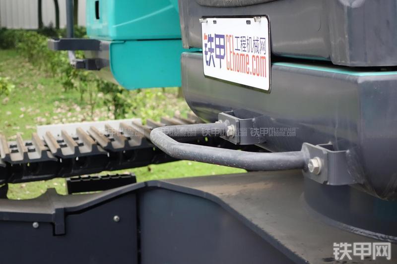 神钢SK460-8挖掘机局部