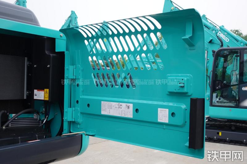 神钢SK140LC-8挖掘机局部